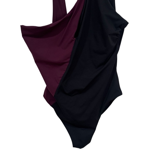 Amoressa Phantom Leroux One Piece Soft Cup Bra Swimsuit Resort Slimming Size 8 - Picture 3 of 9